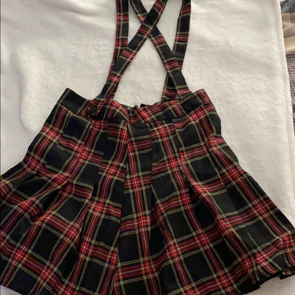Plaid skirt with suspenders